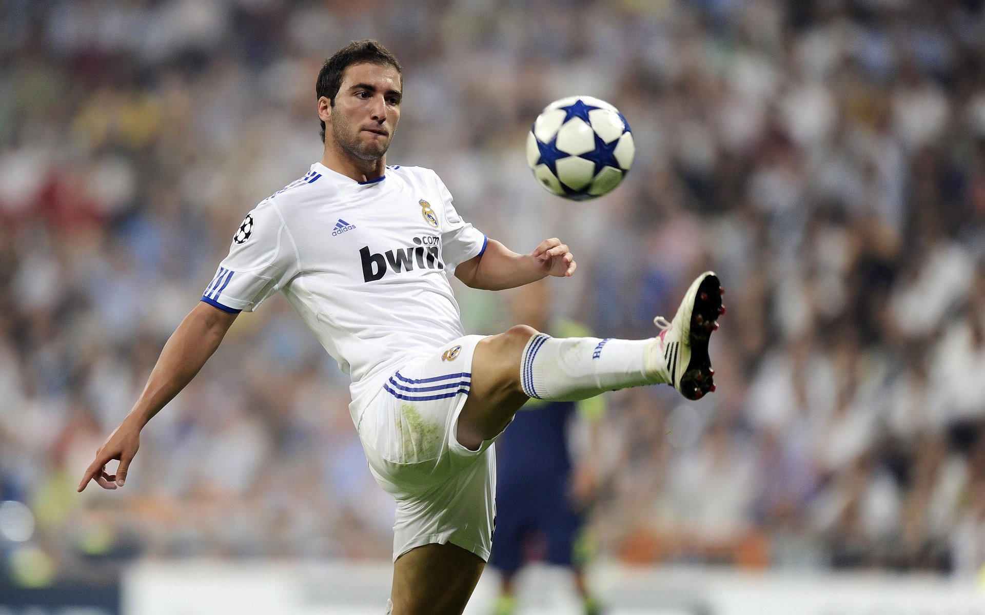 逆境突围：球队如何在困境中扭转局势？，逆境 突破